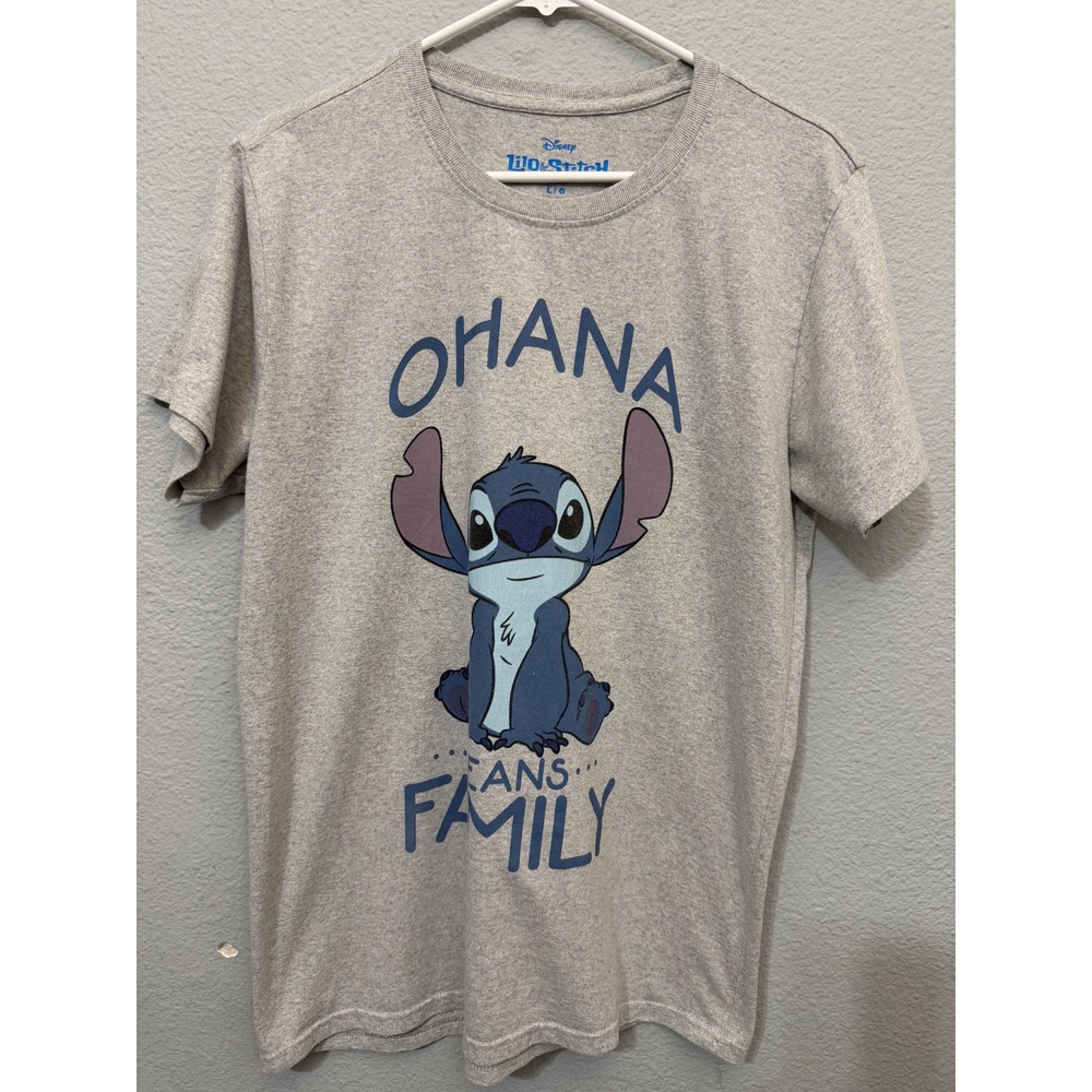 Disney Lilo & Stitch Junior Tee L Ohana Means Family Gray Graphic Disney Hawaii